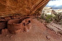 Horsecollar Ruins, Utah, USA. Original public domain image from Flickr