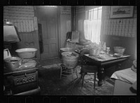 Kitchen, white family, Hamilton Co., Ohio. Sourced from the Library of Congress.