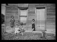 Housing in area from which many Decatur homesteaders are taken, near Decatur Homesteads, Decatur, Indiana. Sourced from the Library of Congress.