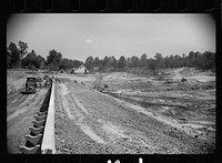 Construction on the dam at Greenbelt, Maryland. Sourced from the Library of Congress.