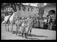 [Untitled photo, possibly related to: Parade at the fair, Albany, Vermont]. Sourced from the Library of Congress.