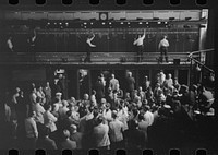 [Untitled photo, possibly related to: Bidding on futures, Minneapolis Grain Exchange, Minnesota]. Sourced from the Library of Congress.