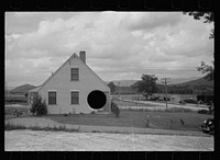 [Untitled photo, possibly related to: Croquet game, Tygart Valley Homesteads, West Virginia]. Sourced from the Library of Congress.