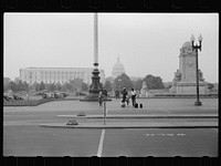 [Untitled photo, possibly related to: In front of Union Station, Washington, D.C.]. Sourced from the Library of Congress.