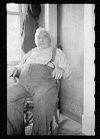 [Untitled photo, possibly related to: Housekeeper at Northern Minnesota Pioneers' Home]. Sourced from the Library of Congress.