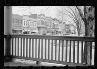 Main street, Grundy Center, Iowa. Sourced from the Library of Congress.