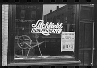 [Untitled photo, possibly related to: Roadsign, Litchfield, Minnesota]. Sourced from the Library of Congress.
