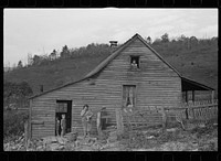 [Untitled photo, possibly related to: Wife and child of squatter, Old Rag, Virginia]. Sourced from the Library of Congress.