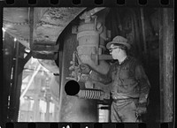 [Untitled photo, possibly related to: Steelworkers at blast furnace, Pittsburgh, Pennsylvania]. Sourced from the Library of Congress.