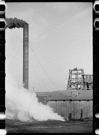 [Untitled photo, possibly related to: Gopher hole employing steam power, Williamson County, Illinois (see 26940-D)]. Sourced from the Library of Congress.