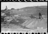 [Untitled photo, possibly related to: Copper mine in town, Butte, Montana]. Sourced from the Library of Congress.