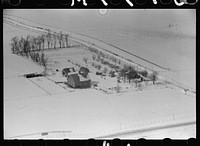 [Untitled photo, possibly related to: Air view, farm, Grundy County, Iowa]. Sourced from the Library of Congress.