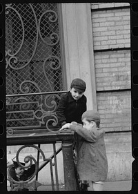 [Untitled photo, possibly related to: Children playing, New York City, New York]. Sourced from the Library of Congress.