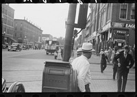 [Untitled photo, possibly related to: Manchester, New Hampshire]