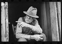 Eighty-three year old settler to be resettled, near Chillicothe, Ohio. Sourced from the Library of Congress.