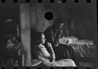 [Untitled photo, possibly related to: Family of rehabilitation client, Boone County, Arkansas]. Sourced from the Library of Congress.