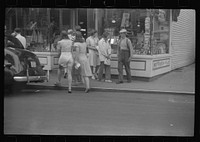 [Untitled photo, possibly related to: Provincetown street, Provincetown, Massachusetts]. Sourced from the Library of Congress.