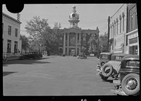 [Rutherford County Courthouse, Murfreesboro, Tennessee]. Sourced from the Library of Congress.