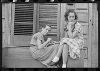Young residents at Amite City, Louisiana. Sourced from the Library of Congress.