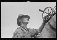 Member of threshing crew, central Ohio. Sourced from the Library of Congress.