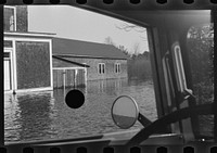 [Untitled photo, possibly related to: Sebago Lake flooding highway, Maine]. Sourced from the Library of Congress.