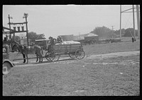 [Untitled photo, possibly related to: Cotton gin, Hale County, Alabama]. Sourced from the Library of Congress.