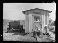 Home of worker in strip coal mine. Cherokee County, Kansas. Sourced from the Library of Congress.