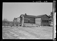 Home of Frank F. Densmore, near Bessemer, Alabama. Mr. Densmore will move to Greenwood, Alabama. Sourced from the Library of Congress.