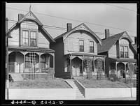 Houses in Omaha, Nebraska. Sourced from the Library of Congress.