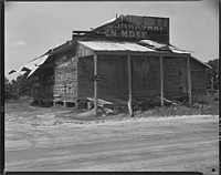 Abandoned store. Advance, Alabama. Sourced from the Library of Congress.