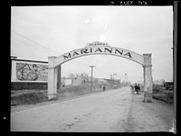 Entrance to Marianna, Arkansas, during the 1937 flood. Sourced from the Library of Congress.