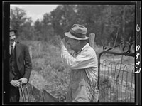 [Untitled photo, possibly related to Farms of Farm Security Administration clients, Guilford and Beaufort Counties, North Carolina]. Sourced from the Library of Congress.