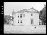 [Untitled photo, possibly related to: Irwinville school, Georgia]. Sourced from the Library of Congress.