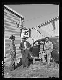 Corpus Christi, Texas. Privately supported tuberculosis clinic supervised by a doctor. Majority of the patients are Latin-American. Sourced from the Library of Congress.