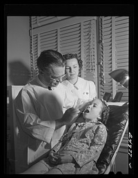 Weslaco, Texas. FSA (Farm Security Administration) camp. Dental clinic. Sourced from the Library of Congress.