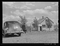 Doctor hired by farmers' cooperative health association. Fairfield Bench Farms, Montana. Sourced from the Library of Congress.