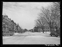 Main street. Grundy Center, Iowa. Sourced from the Library of Congress.
