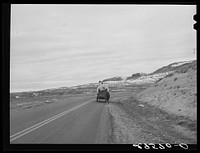 Sheepherder's wagon on U.S. 30. Sweetwater County, Wyoming. Sourced from the Library of Congress.