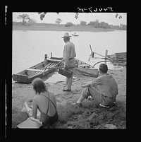 [Untitled photo, possibly related to: Boating and fishing along Cane River on Fourth of July. Near Natchitoches, Louisiana]. Sourced from the Library of Congress.