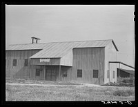 Cotton gin on Transylvania Project, Louisiana. Sourced from the Library of Congress.