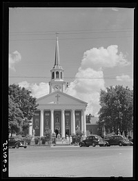 [Untitled photo, possibly related to: Church in Bardstown, Kentucky]. Sourced from the Library of Congress.