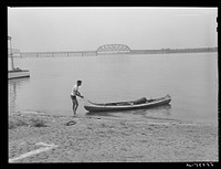 Canoeing on the Ohio River on Saturday. Louisville, Kentucky. Sourced from the Library of Congress.