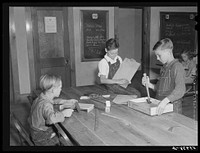 [Untitled photo, possibly related to: Arts and crafts are encouraged by the county superintendent in the new consolidated schools in Breathitt County, Kentucky]. Sourced from the Library of Congress.