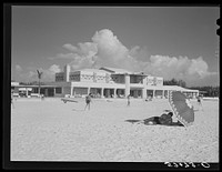 [Untitled photo, possibly related to: Lido Beach casino. Sarasota, Florida]. Sourced from the Library of Congress.