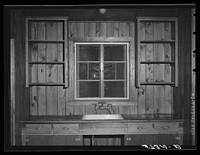 Interior of labor home in Osceola migratory labor camp. Belle Glade, Florida. Sourced from the Library of Congress.