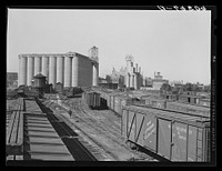Grain elevators and flour mill district. Minneapolis, Minnesota. Sourced from the Library of Congress.