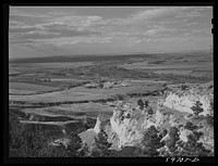 Looking out over the North Platte River Valley from Scottsbluff, Nebraska. Sourced from the Library of Congress.