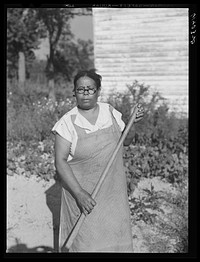 Mrs. Eugene Smith, wife of FSA (Farm Security Administration) borrower. Saint Mary's County, Maryland. Sourced from the Library of Congress.