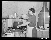 Cook at Salvation Army. Newport News, Virginia. Sourced from the Library of Congress.