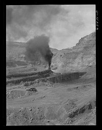 World's largest open pit mine, Hull Rust Mahoning. Near Hibbing, Minnesota. Sourced from the Library of Congress.